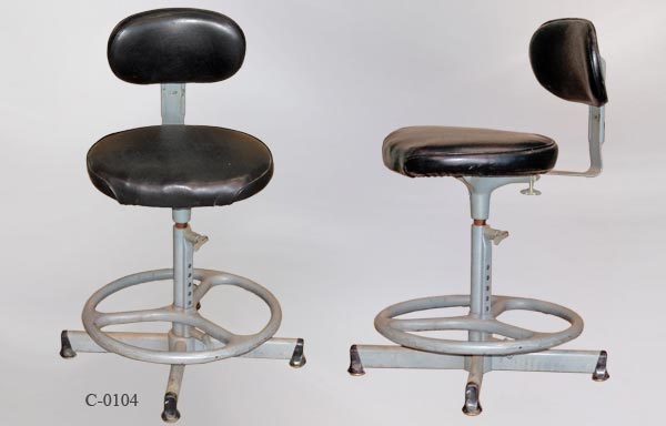 c_0104 Swivel Chair