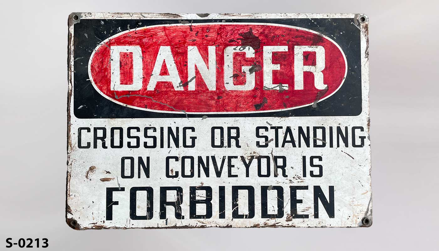s_0213 Danger Sign