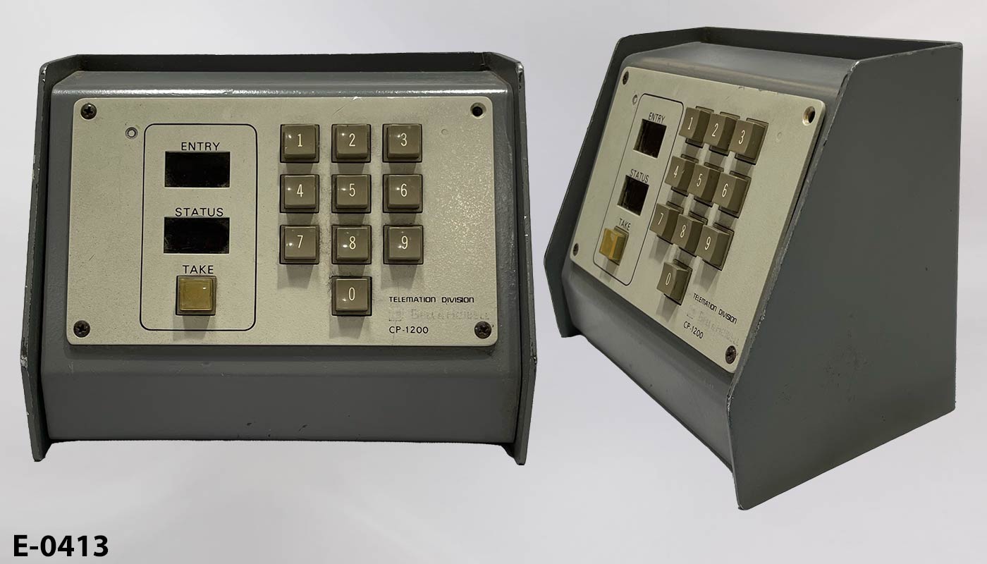 e_0413 Keypad & ID Card Entry System