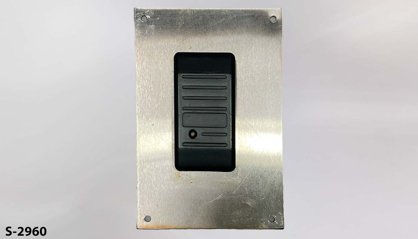 s_2960 Badge & ID Card Entry System
