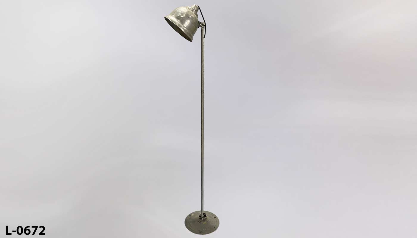 L-0672 Floor Standing Light