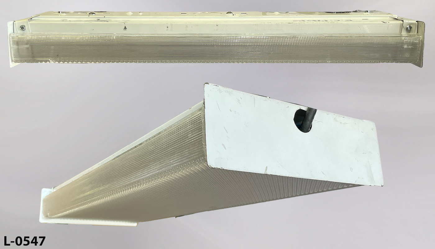 L-0547 2' Fluorescent Light - Ceiling Mount