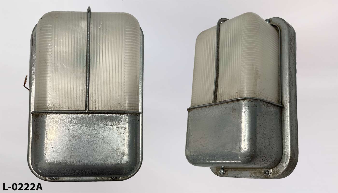 L-0222a Wall/Ceiling Mount
