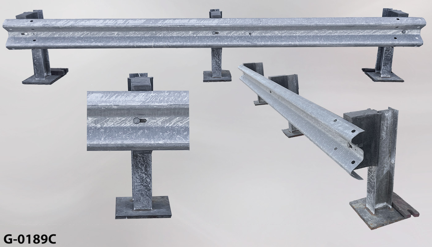r_0189c_ Railing / Barrier
