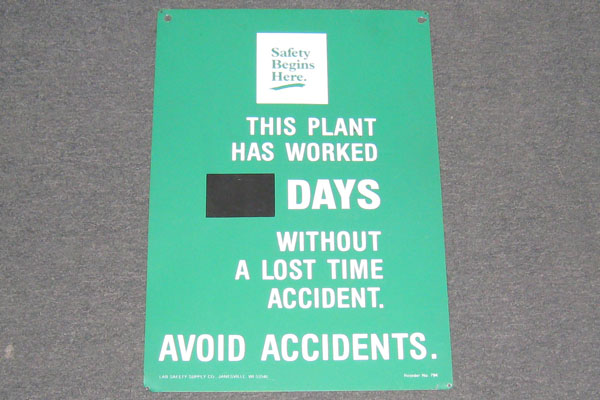 s0465 Factory/Machinery Sign
