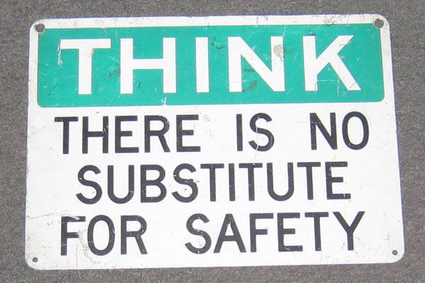 s0650 Factory/Machinery Sign