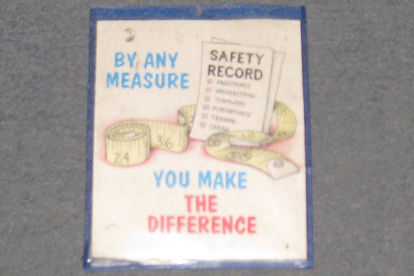 s0942 Factory/Machinery Sign