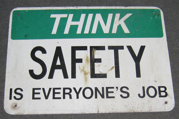 s1005 Factory/Machinery Sign