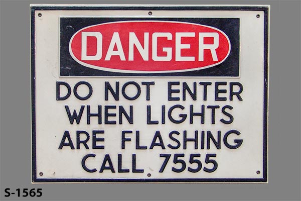 s1565 Factory/Machinery Sign