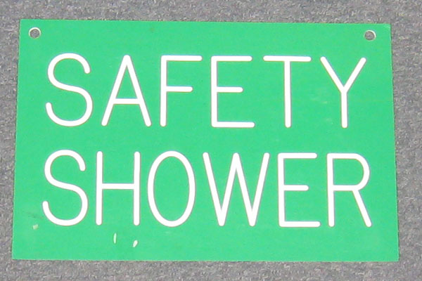 s0927 First Aid Sign