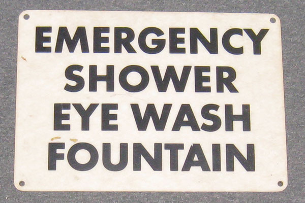 s0980 First Aid Sign
