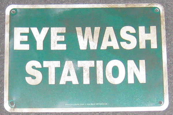 s2273 First Aid Sign