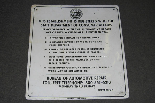 s0317 High Voltage Sign