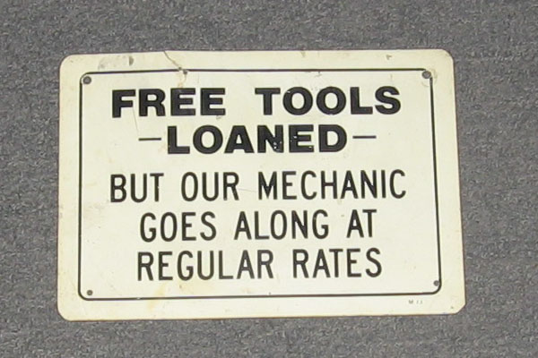 s1139 High Voltage Sign
