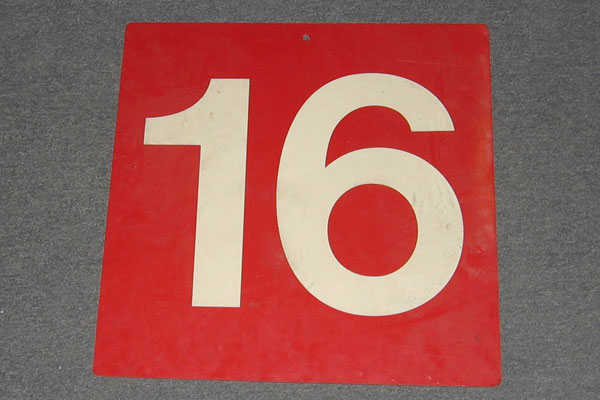 s1483 High Voltage Sign