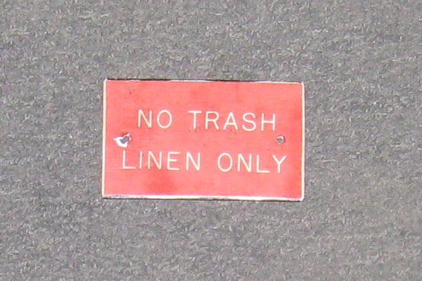 s1676 Gym Sign