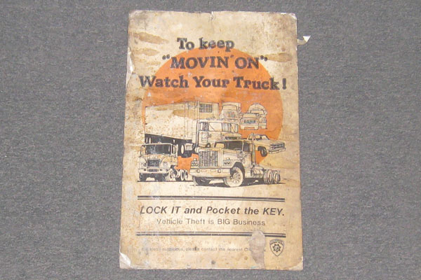 s0092 Loading Dock Sign