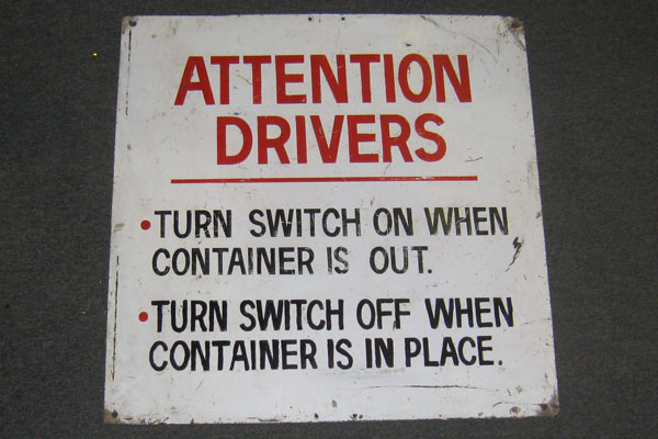 s0114 Loading Dock Sign