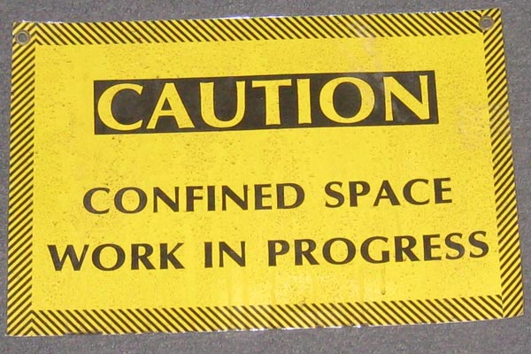 s0183 Loading Dock Sign
