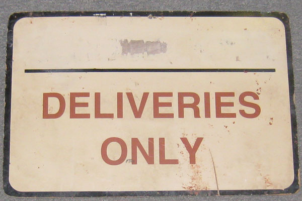 s1563 Loading Dock Sign