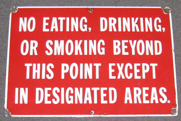 s0469 No Smoking Sign