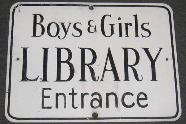 s1557 School Sign