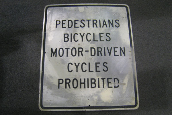 s2077 Street Sign