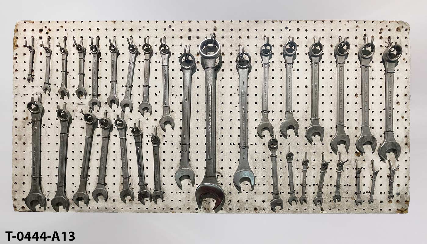 tool board t_0444_a13